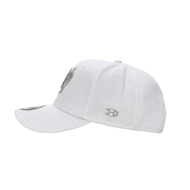LOGO CHARM CAP WHITE